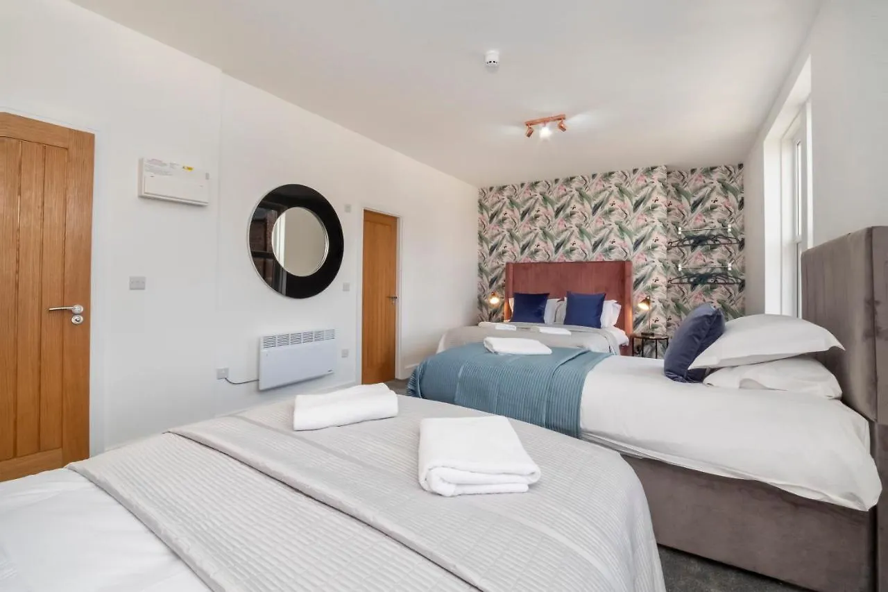 Tatil Evi Innvigour Bespoke House With Free Parking For 3 Cars York